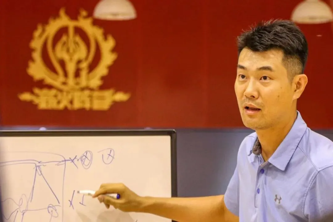 如何安排篮球主力的赛季前训练_2
